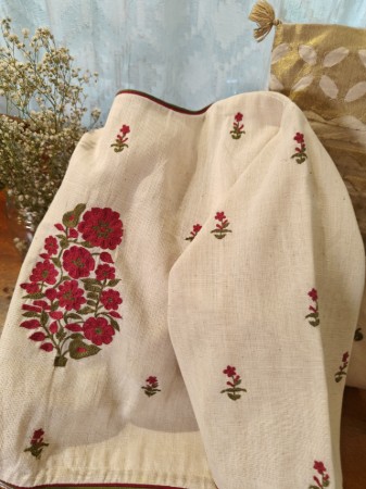 A bouquet of florals on ivory