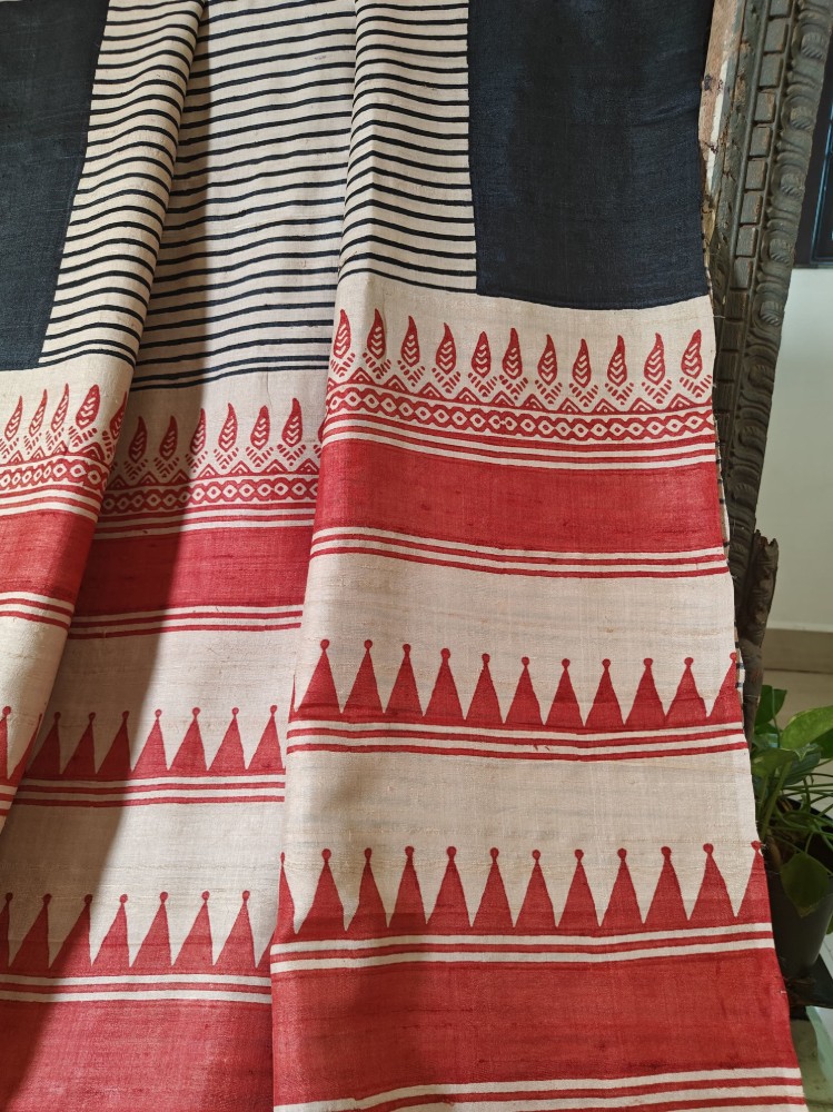 Picture of In Black & Ivory Tussar