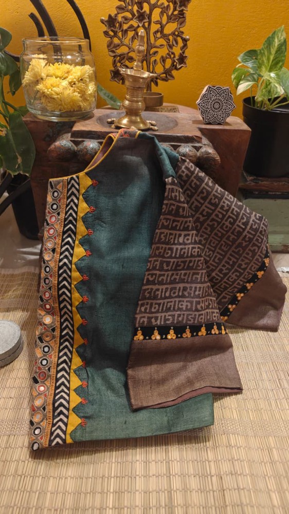 Picture of Sage Tussar, Tribal Borders
